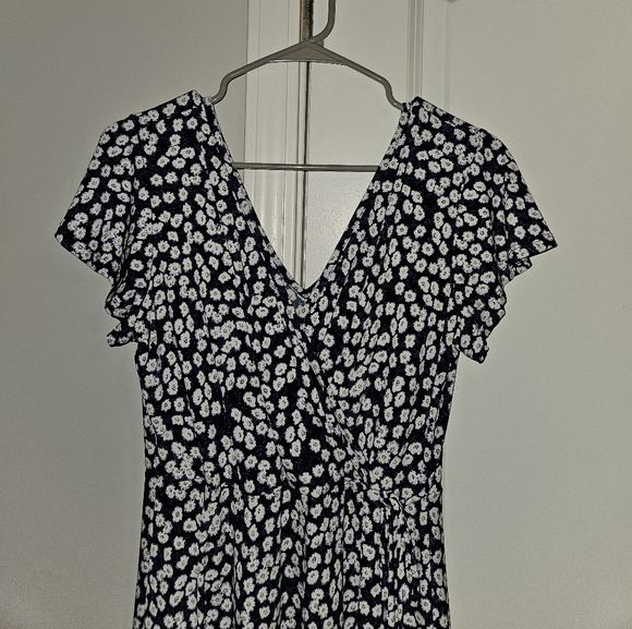 G.I.L.I Dress Size Medium/Large - Picture 4 of 8